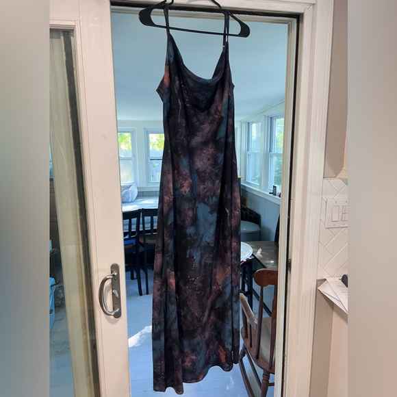 City chic size 18 (M) NWT! Exotic Surface Dress - Picture 4 of 4